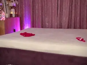 Cam4 Best live sex cam show of Emily_Hudsson