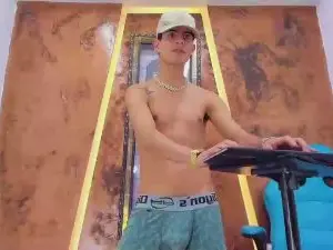 Cam4 Live Sex of Kroddy_Sw_