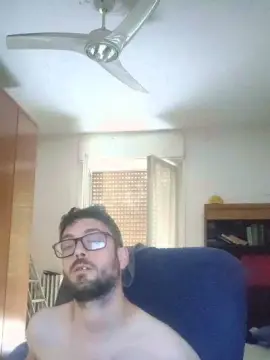 Cam4 Live Porn of teuz90