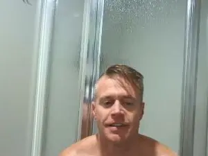 Cam4 Free Porn Cam of DILFiGuess1