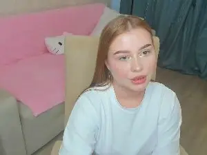Cam4 Live Porn of AlyseHeykoop
