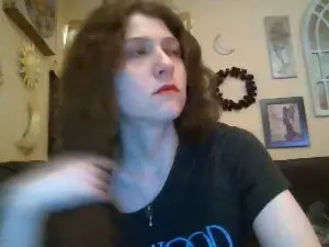 Cam4 Sex Chat of QueenCrimson