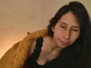 Cam4 Watch Live Sex Cams of moonl3