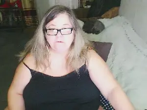 Cam4 Live Sex of tvikssweetco
