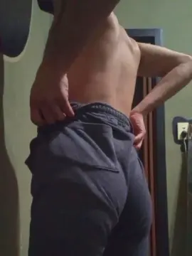 Cam4 Live Sex of crazyhot18