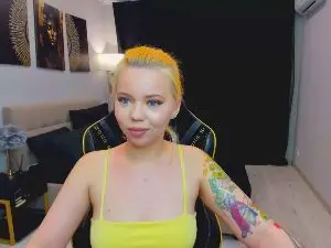 Cam4 Watch Live Sex Cams of EnergyBunny_1