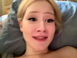 Cam4 Live Porn of NovaHoldaway