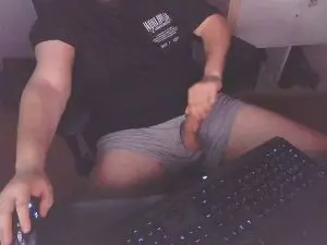 Cam4 Live Sex Cam of Axelbladeee