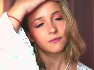 Cam4 Sex Cam of EllamaeWerley