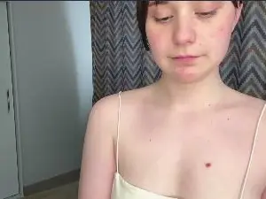 Cam4 Live Sex of VivienneTuter