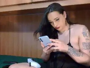 Cam4 Live Sex of lorentranny
