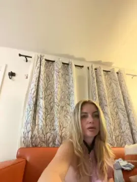 Cam4 Live Sex of LetsshowitALL