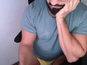 Cam4 Live Porn of beard_man_sexy