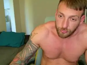 Cam4 Free Live Porn of BoyTatto95