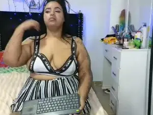Cam4 Nude Webcam of charlotte_218