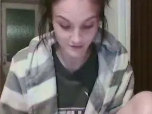 Cam4 Live Porn of KiaraLewis