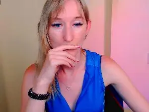 Cam4 Free Live Porn of LillyBluee
