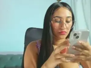 Cam4 Sex Cam of camila_wood