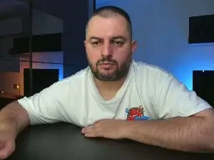Cam4 Watch Live Sex Cams of DravenPeak