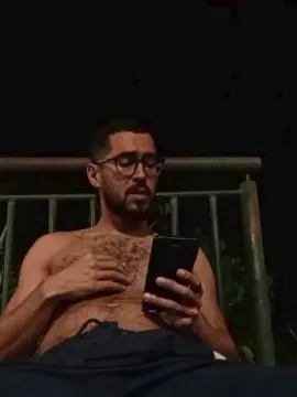 Cam4 Free Live Porn of HShotsmilegyn