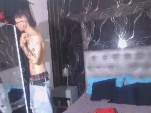 Cam4 Best live sex cam show of RyanOwenss