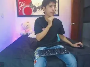 Cam4 Free Live Porn of hardsexlove08