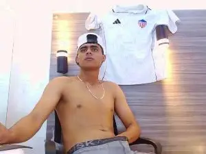 Cam4 Best Webcam of Lelehott01