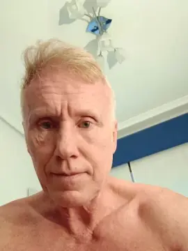 Cam4 Sex Cam of REDHEADALICANTE