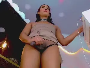 Cam4 Nude Webcam of latina_megan
