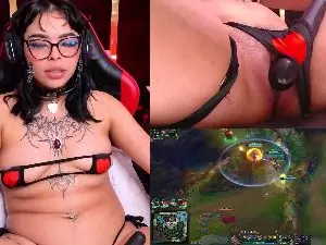Cam4 Live Sex of Nyveth