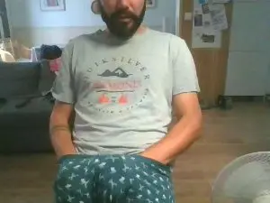 Cam4 Free Live Porn of julespons08