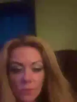 Cam4 Watch Live Sex Cams of Comeplaywithme8