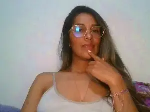 Cam4 Live Porn of JuanaBrunette7