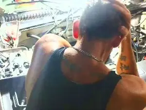 Cam4 Live Sex of elpaso_mechanic