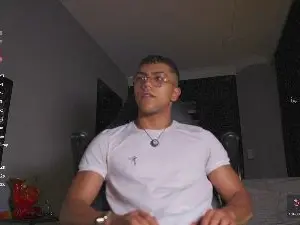 Cam4 Adult Webcam of Colstorw_