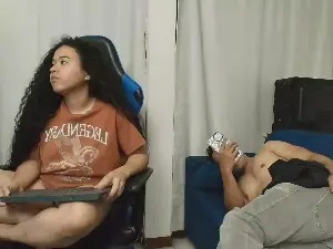 Cam4 Free Porn Cam of couplee_horny