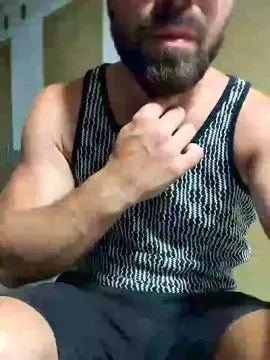 Cam4 Free Porn Cam of Juanmiigueeel