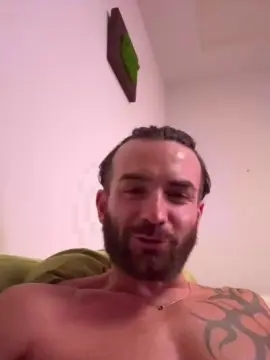Cam4 Live Porn of Danielhurus