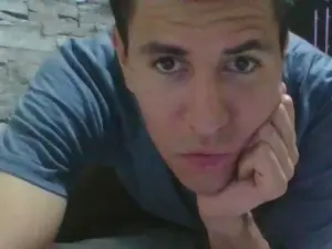 Cam4 Private Sex Chat of Sexylatin64