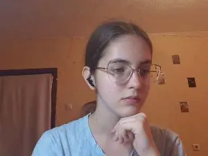 Cam4 Adult Webcam of RoxanaKneisler