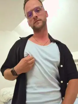 Cam4 Live Porn of YoungDaddy30xxx