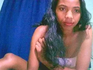 Cam4 Watch Live Sex Cams of Fitiavana8
