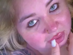 Cam4 Live Sex of ZaraReignn