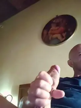 Cam4 Free Porn Cam of CIONDOLONE82