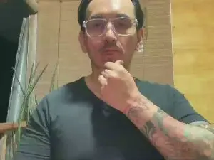 Cam4 Watch Live Sex Cams of latino0_0