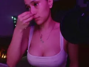 Cam4 Sex Chat of Porkigiirl