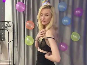 Cam4 Free Live Porn of MeredithWojnar
