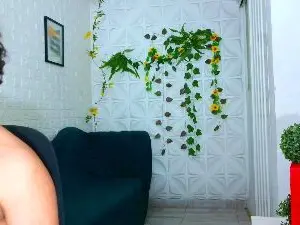 Cam4 Private Sex Chat of alexHCandy05