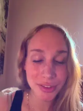 Cam4 Free Live Porn of helenawrld