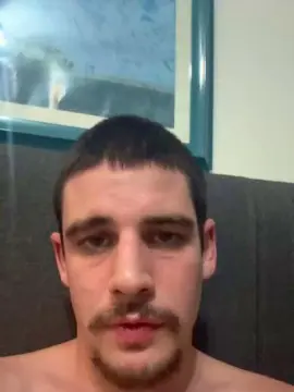 Cam4 Free Porn Cam of theocastro2022